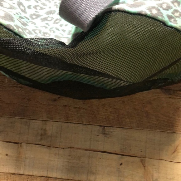 Victoria’s Secret PINK Leopard Print canvas travel laundry bag RARE - Picture 6 of 13